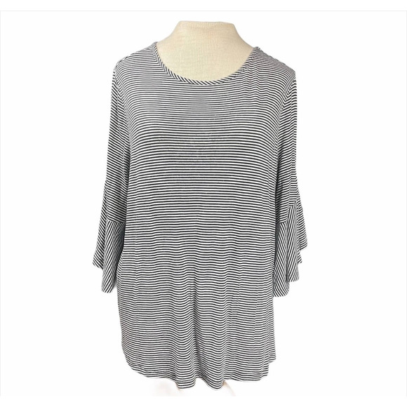 Philosophy Tops - Philosophy Black/White Striped Crew Neck Bell Sleeve T-shirt Style Top Size 1X